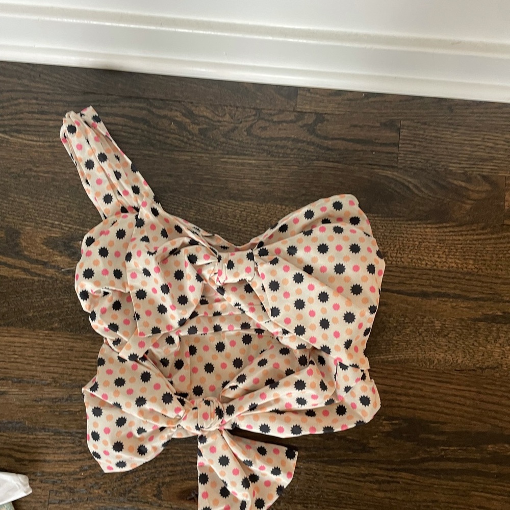 Patterned top - Picture 2 of 3
